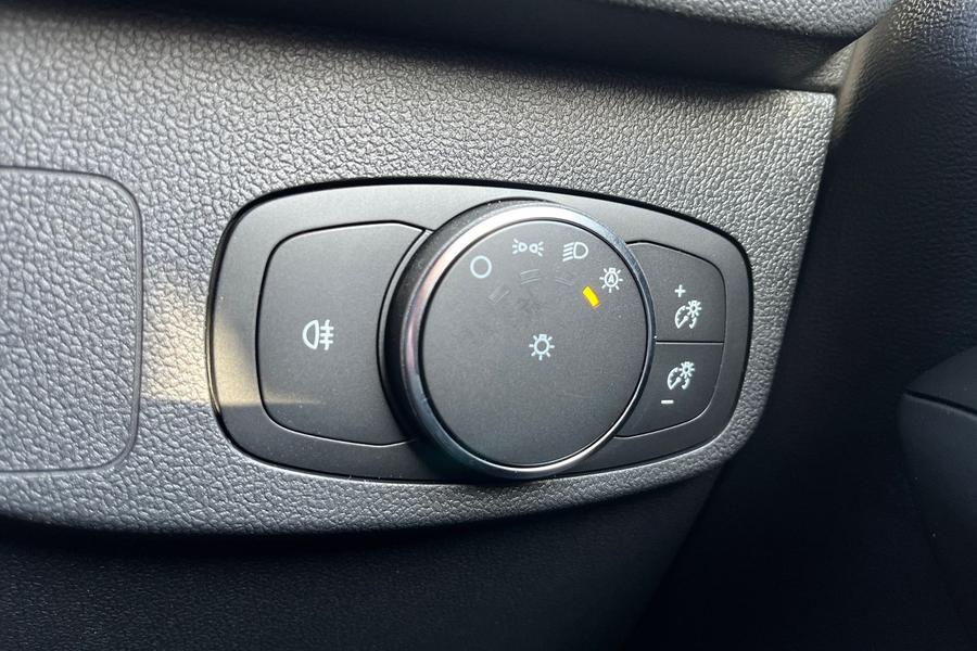 Ford Focus Photo autoimg-330adb7511c3e26cdf47b6acc41e2d0921de2e8a.jpg