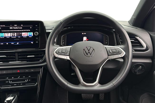 VOLKSWAGEN T-Roc Photo 11