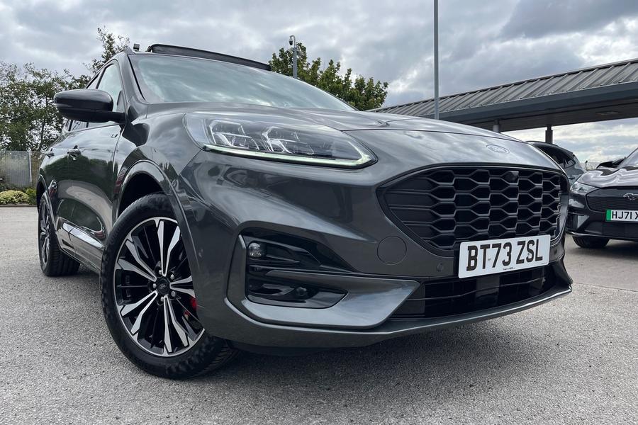 Ford KUGA Photo autoimg-330e4f42d920d8a9f1af501fb16b184a32dbf3ab.jpg