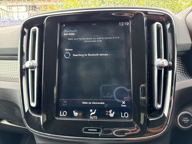 VOLVO XC40 Photo 37
