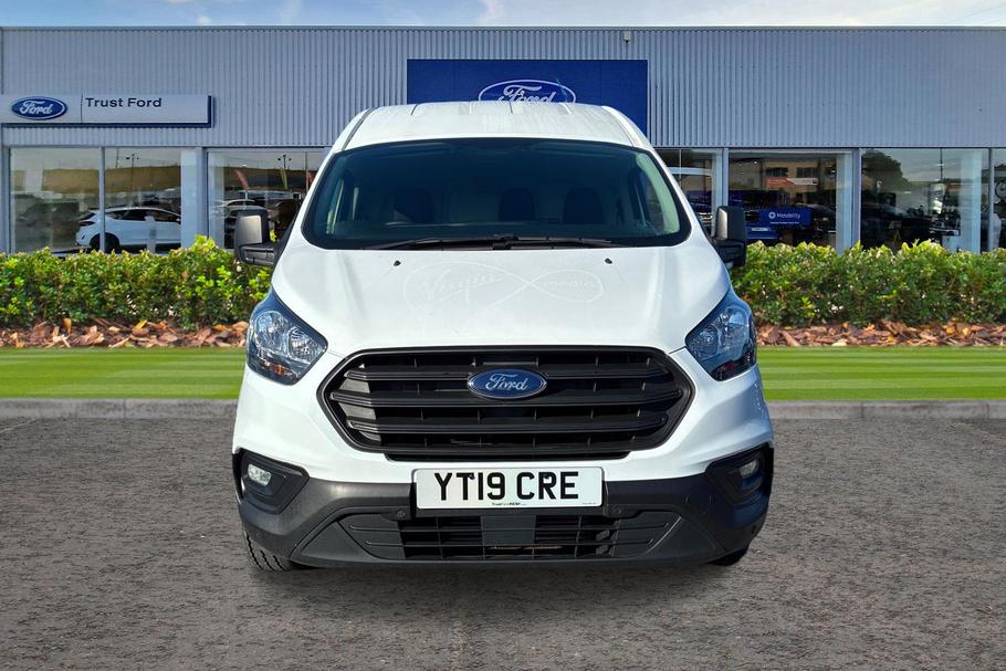 Used FORD TRANSIT CUSTOM YT19CRE 12