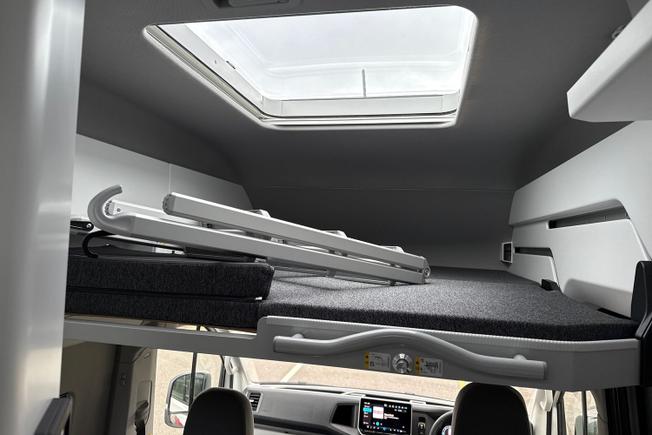 VOLKSWAGEN Grand California Photo 45