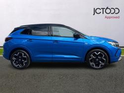 VAUXHALL Grandland Photo 4