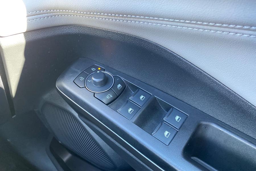 Ford PUMA Photo autoimg-3318823bfc6531835854640748b814edebbdae12.jpg