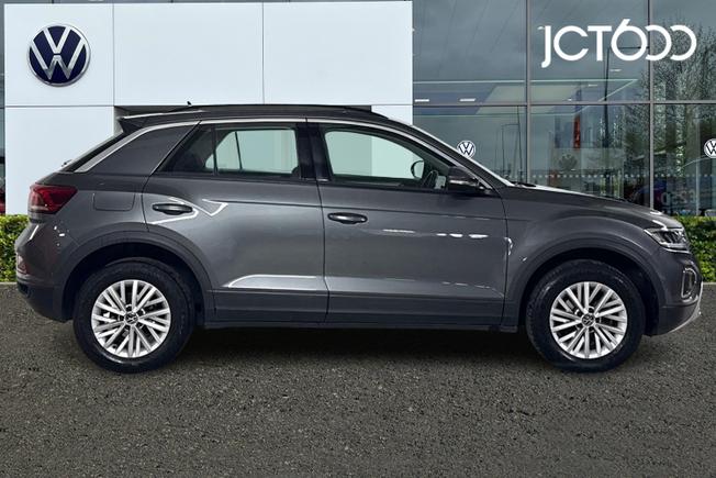 VOLKSWAGEN T-Roc Photo 4
