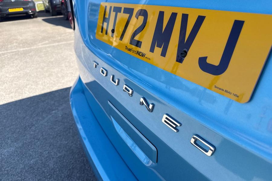 Ford TOURNEO CONNECT Photo autoimg-331988f0186f3ce230d5b960a0929dee41f9f5a8.jpg