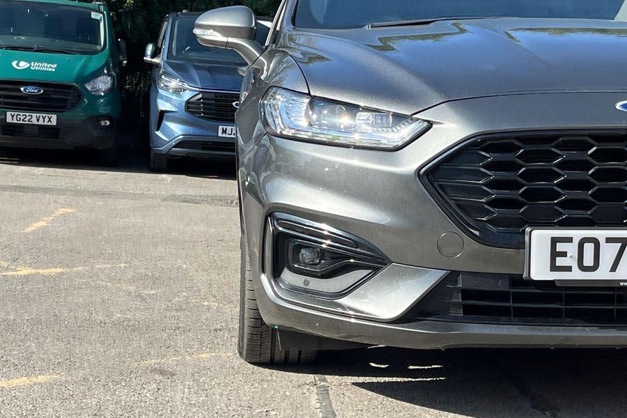 Ford MONDEO Photo autoimg-331d03becef14922a353b7dc5cfd41dd14f2a546.jpg