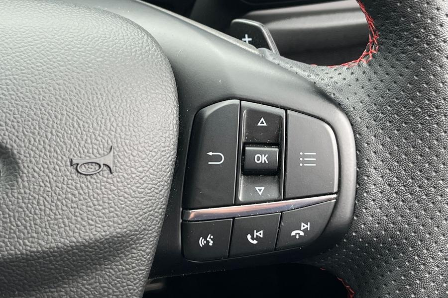 Ford FOCUS Photo autoimg-331f1ba3367780476c87ed192a49271892bf1a34.jpg