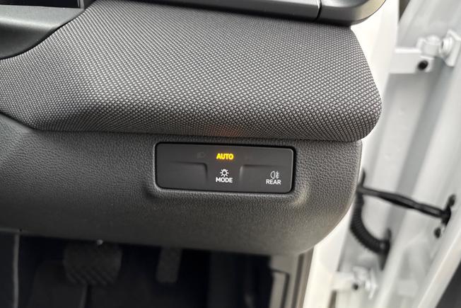 VOLKSWAGEN T-Roc Photo 25