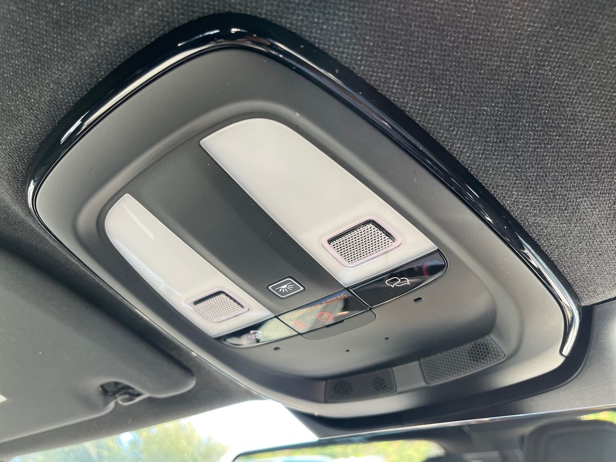 Volvo XC40 Photo 34