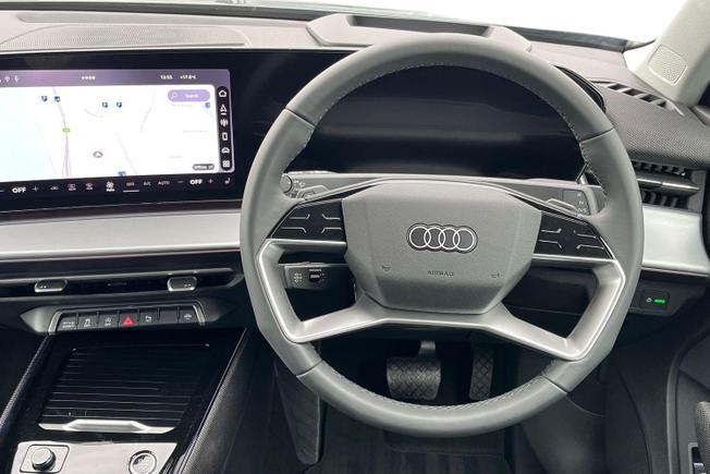 AUDI Q3 Photo 11