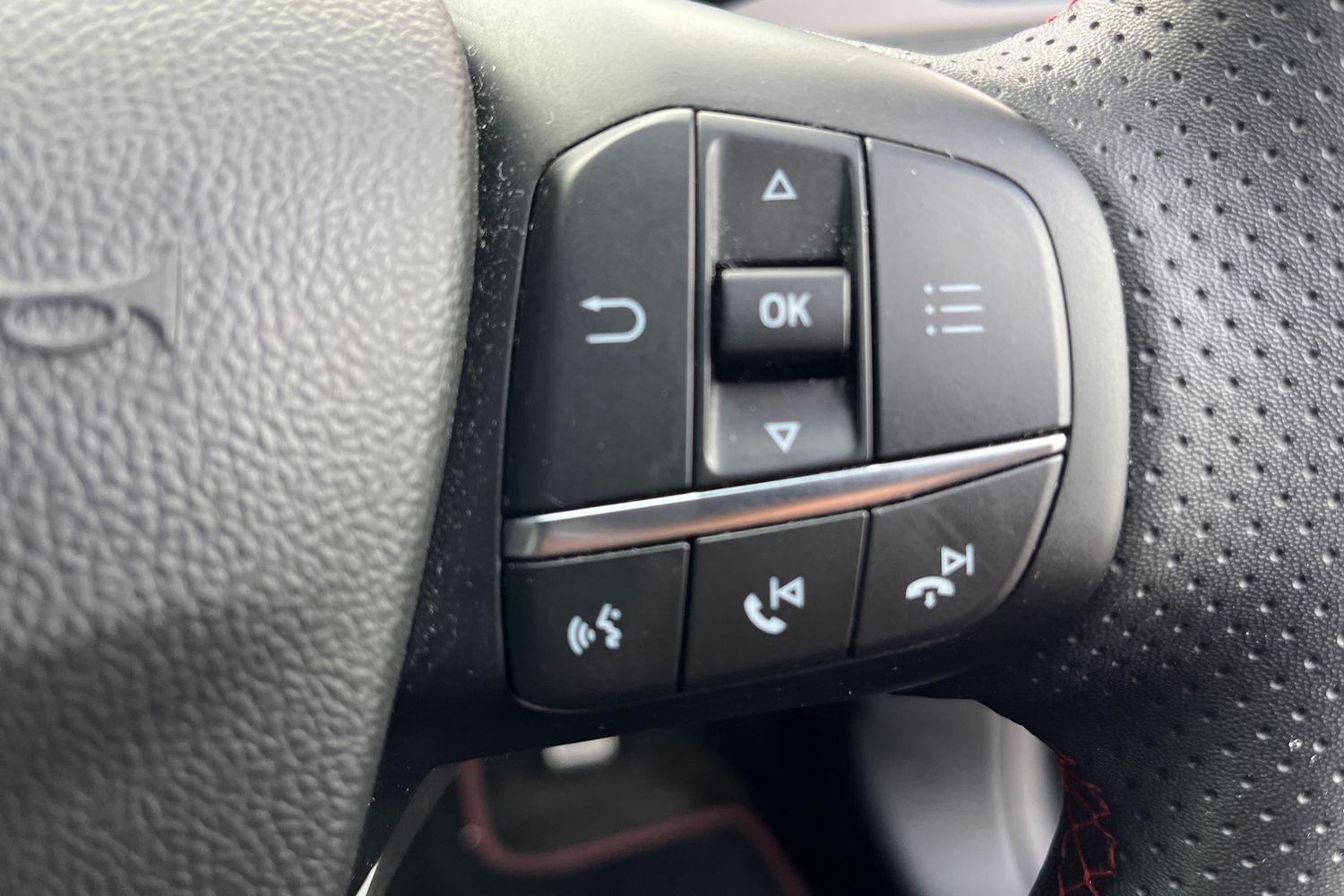 Ford FOCUS Photo 35