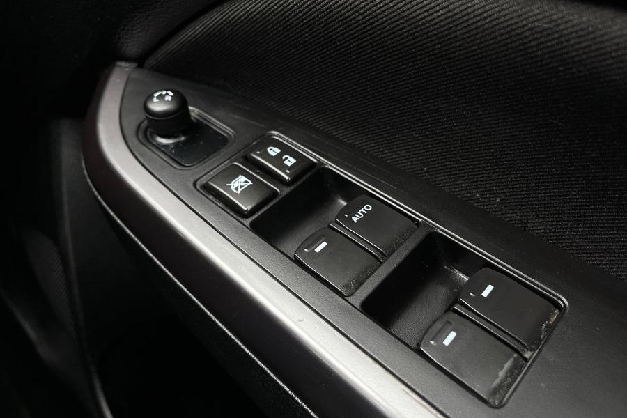 Suzuki Vitara Photo autoimg-33204c2ee22947659be9ba1cf3082f990d11e71b.jpg