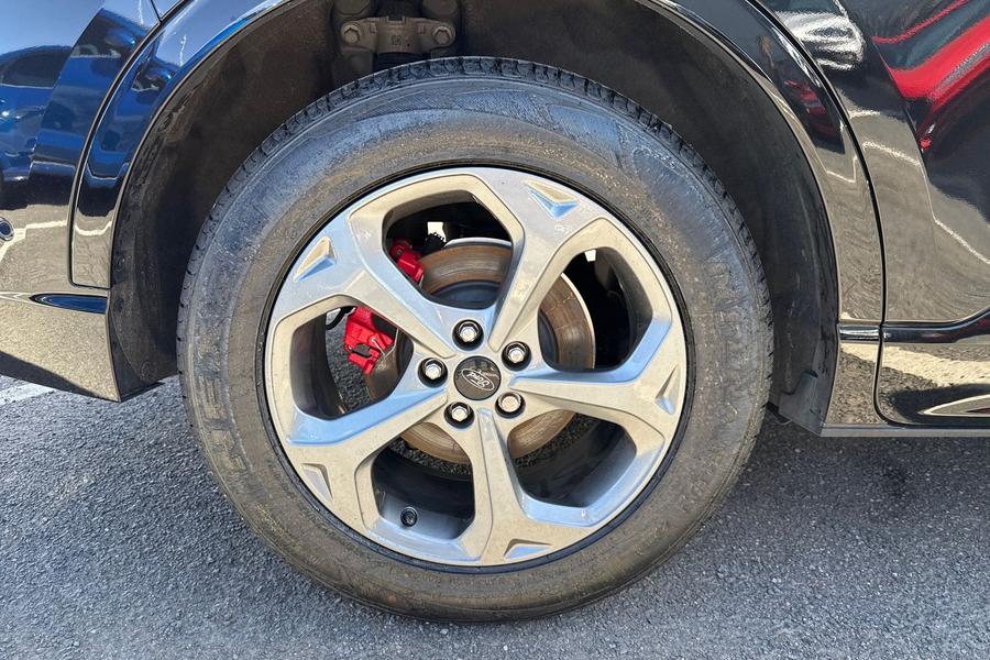 Ford KUGA Photo autoimg-33254513c5b34d1a8cf561b87c48e3c84353c56c.jpg
