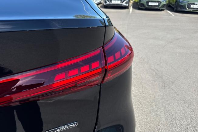 AUDI A6 E-Tron Sportback Photo 18