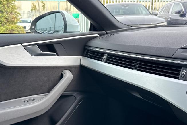AUDI A5 Photo 33