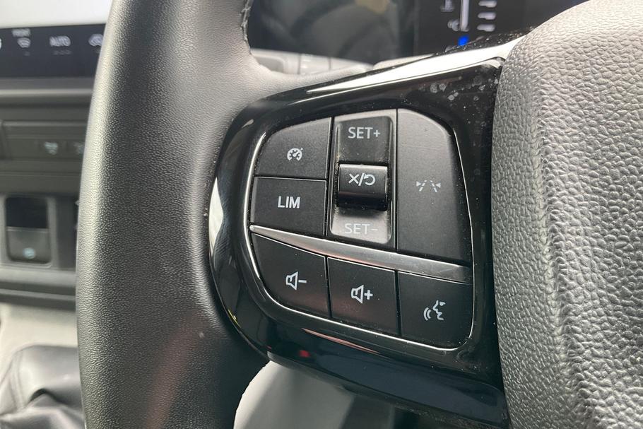 Used FORD TRANSIT CUSTOM BX74STZ 25