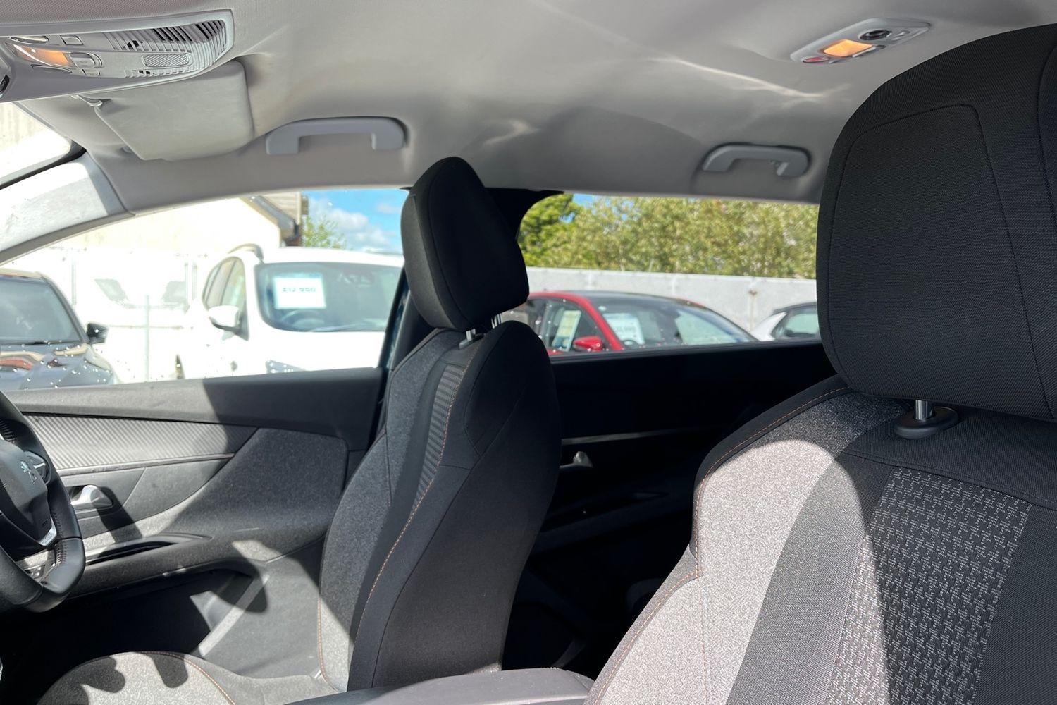 Peugeot 5008 Photo 18