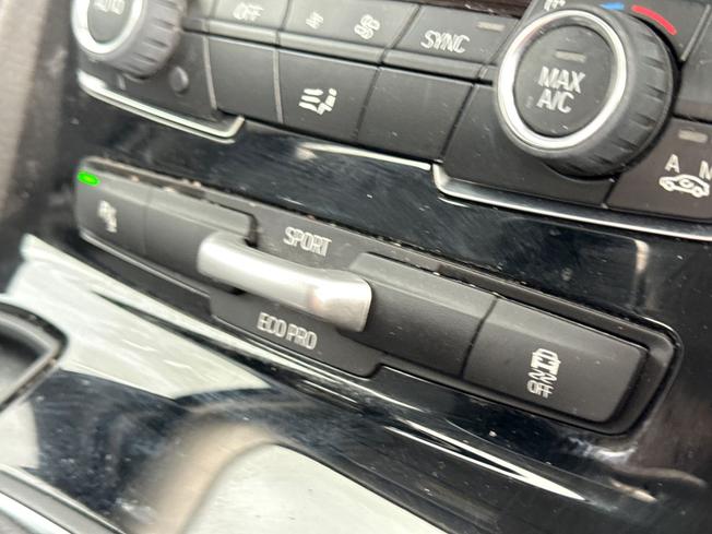 BMW 2 Series Active Tourer Photo 38