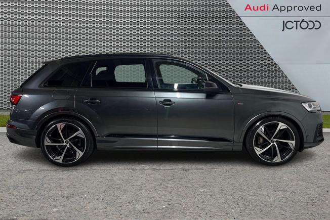 AUDI Q7 Photo 4