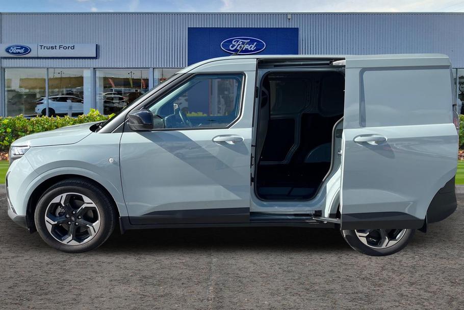 Used Ford E-Transit Courier 5