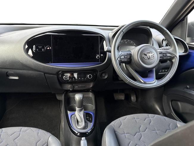 TOYOTA Aygo X Photo 11