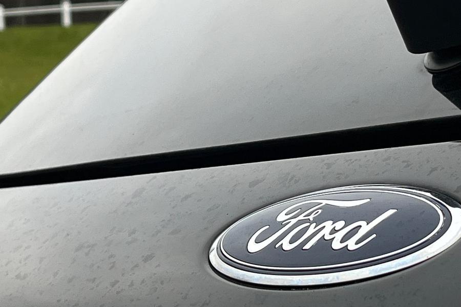 Ford KUGA Photo autoimg-333ff1b0f09a13bc9cd083b1ae709219892e14f7.jpg