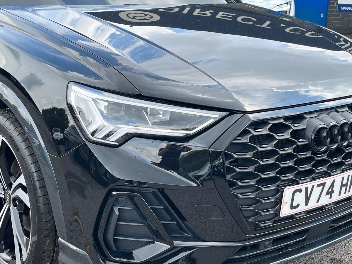 Audi Q3 Photo 16