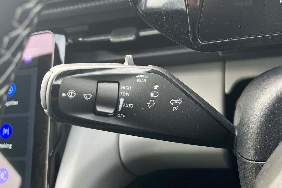 Ford Explorer Photo autoimg-33465e5d39dd1af6f8c8a679896a5d111b94c9aa.jpg