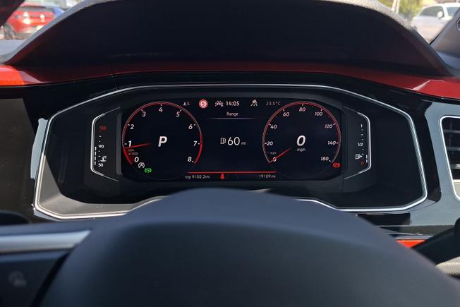 VOLKSWAGEN Polo Photo 15