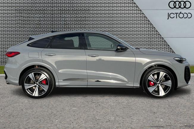 AUDI  SQ5 Sportback Photo 4
