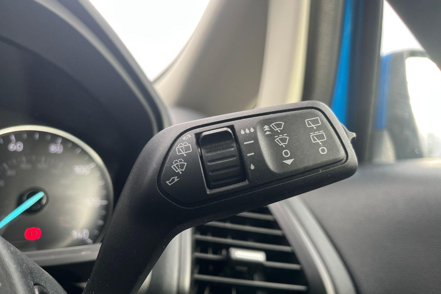 Ford ECOSPORT Photo 14