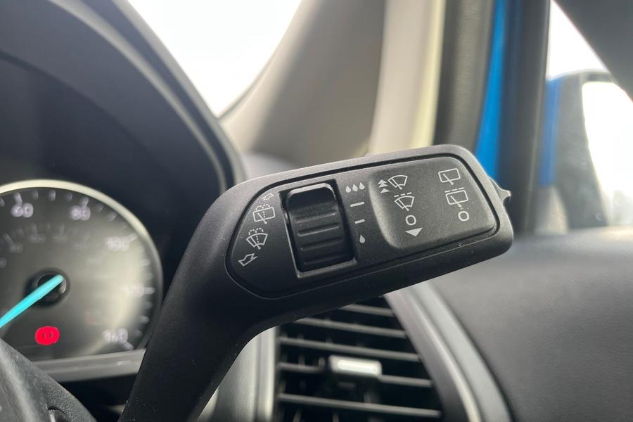 Ford ECOSPORT Photo autoimg-33507711effd054b7898ed06ccd776d3429bc0c5.jpg