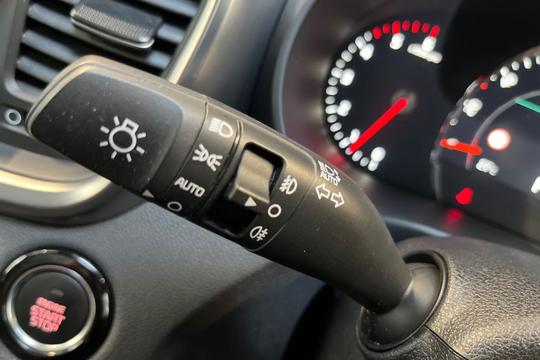 Kia Sorento Photo autoimg-335288eae034646f5f92caf71f9d5661aa06f562.jpg