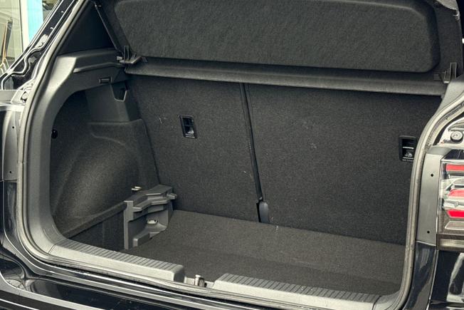 VOLKSWAGEN T-Cross Photo 47