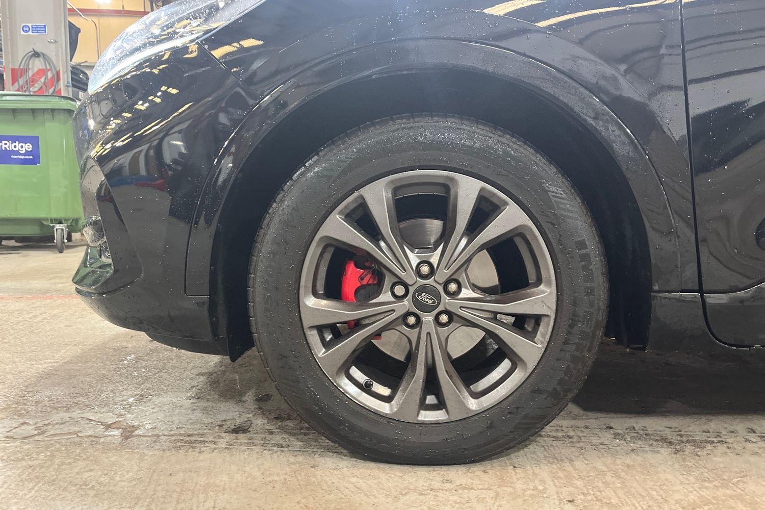 Ford KUGA Photo 7