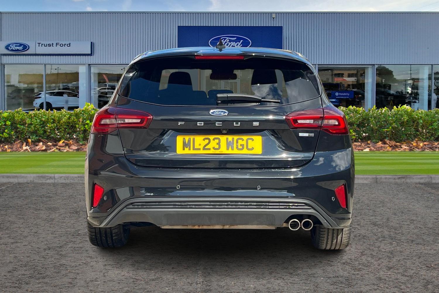 Ford FOCUS Photo 6