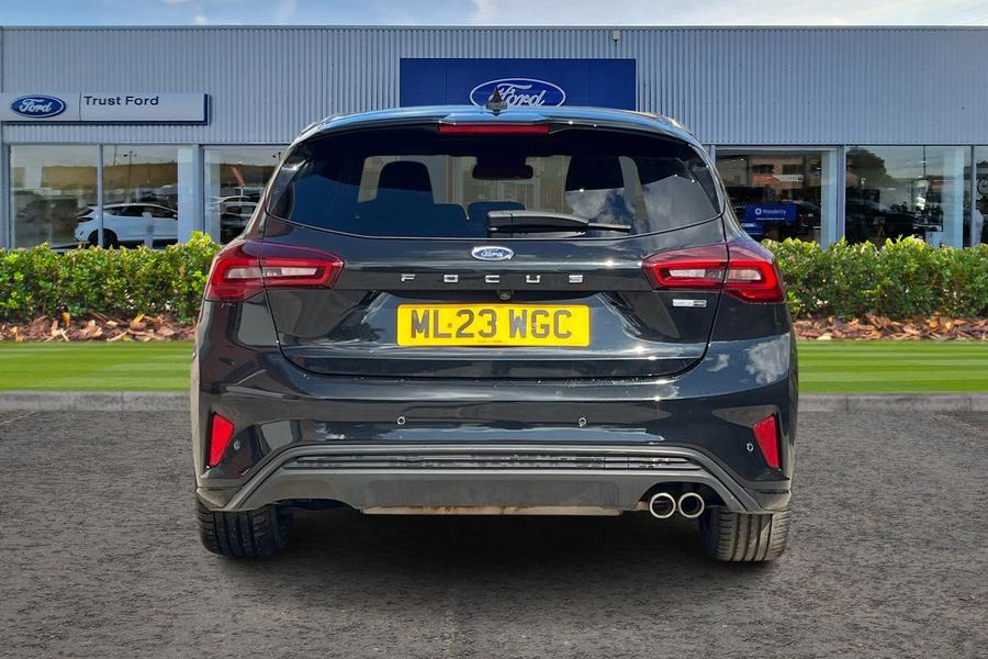 Ford FOCUS Photo autoimg-3356f0f8fe71b3f8df9c0bc19c636fd65db092b1.jpg