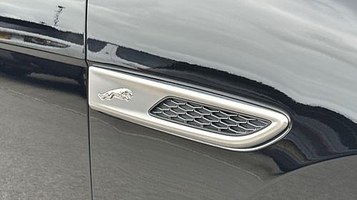 Jaguar F-PACE Photo autoimg-335b3d19d8a581d87df54026ff441b8589ae6d65.jpg