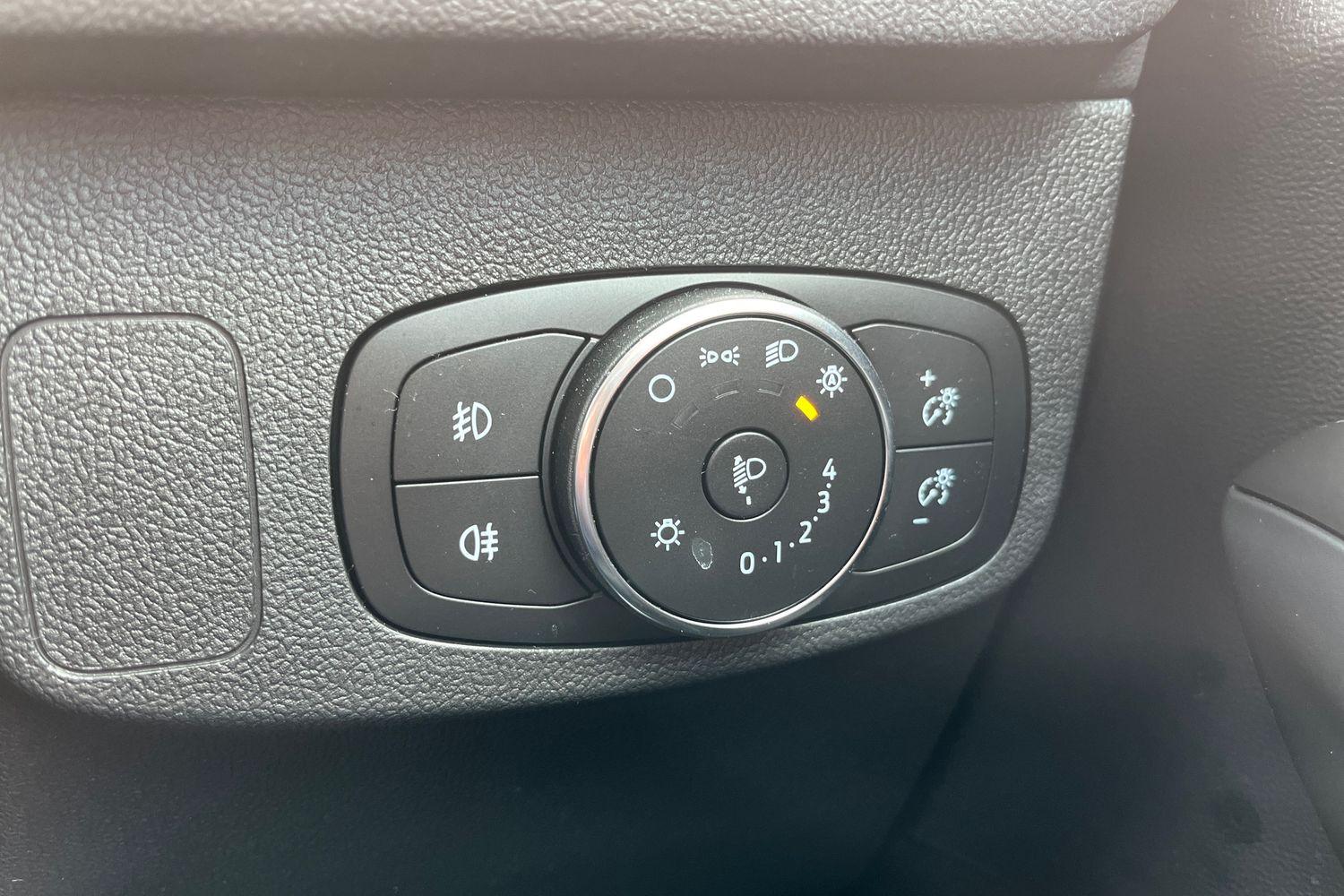 Ford Focus Photo 28