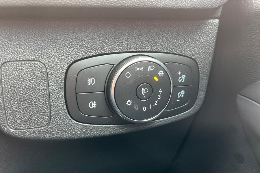 Ford Focus Photo autoimg-335c826fca4ea90c69104ad64c325551a5cbfaa6.jpg
