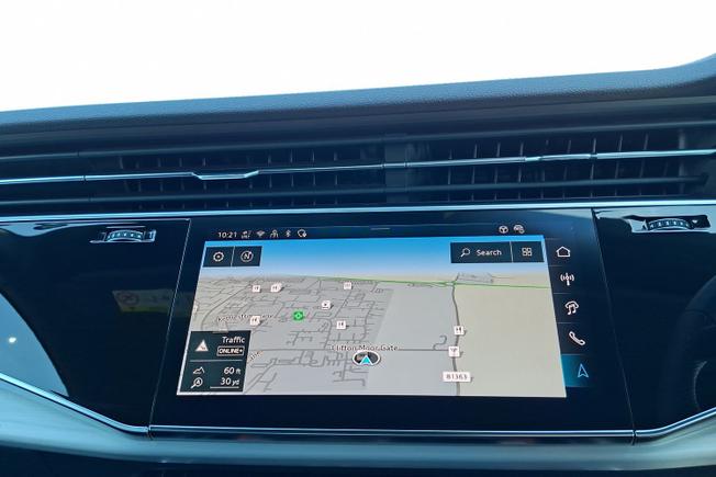 AUDI Q7 Photo 14