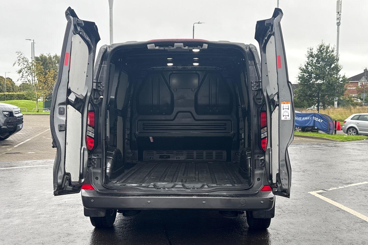 Ford TRANSIT CUSTOM Photo 5