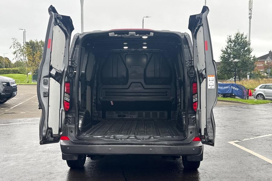 Ford TRANSIT CUSTOM Photo autoimg-3362871d680fbcae8bc8e6950c25b29e0cd560ca.jpg