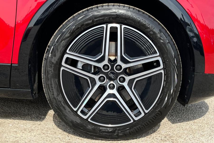 Ford CAPRI Photo autoimg-336adbff876e1b5356005f992a1f9c2217f20191.jpg