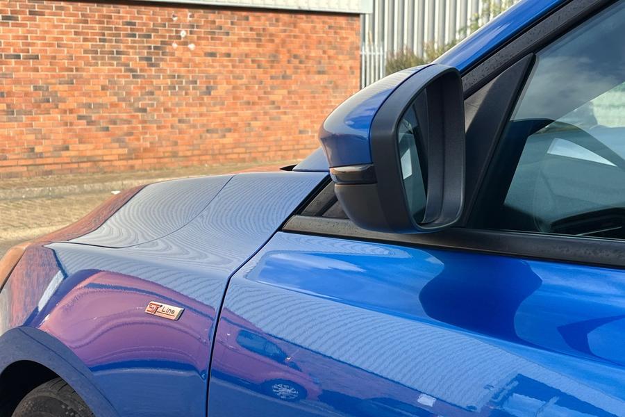 Ford Focus Photo autoimg-336dc7f53087d720ab90582e9c0c2b2686f0f031.jpg