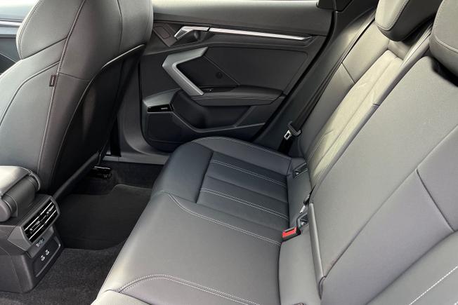 AUDI A3 Photo 44