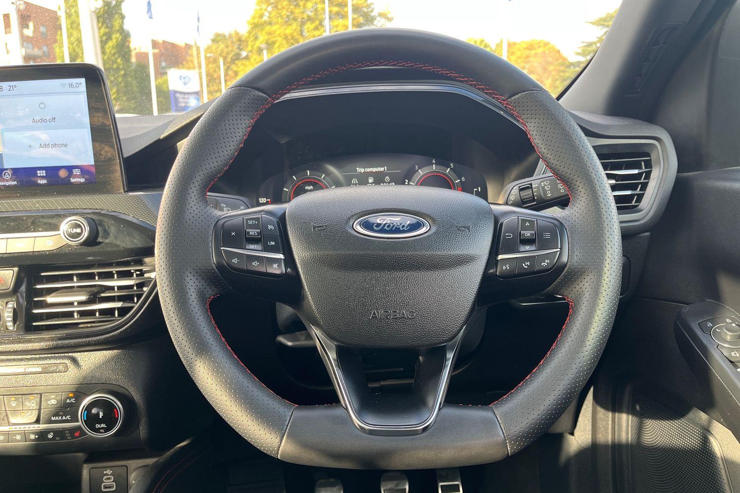 Ford KUGA Photo 11