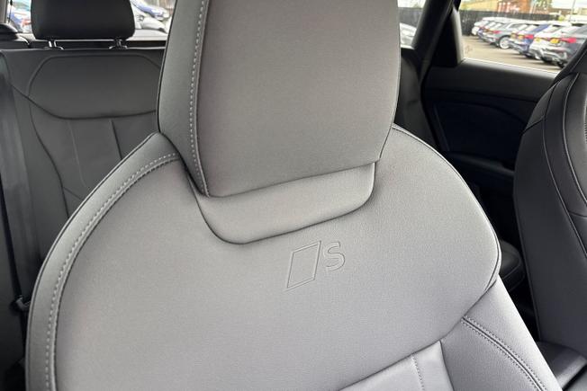 Audi Q3 Photo 59