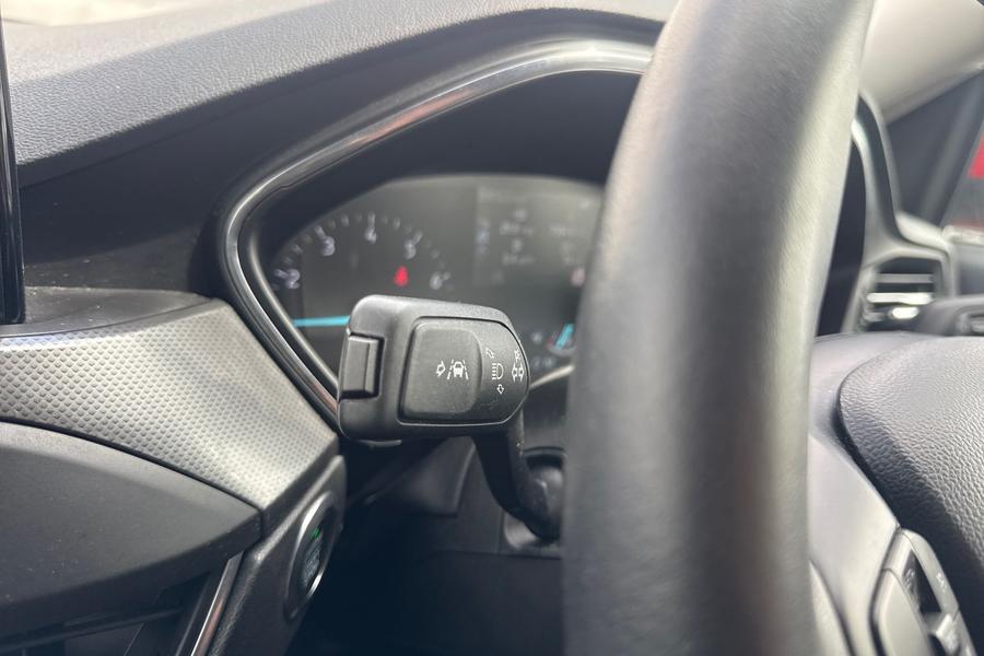 Ford FOCUS Photo autoimg-3378aa01f8d2a26f454135e9508538ed140ef7d9.jpg